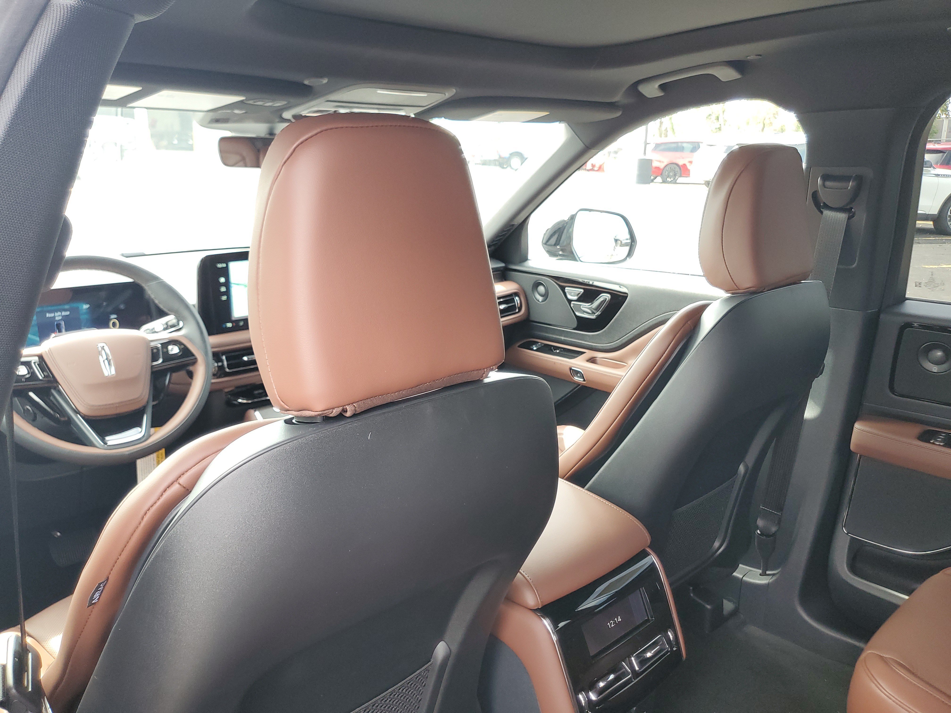 New 2027 Lincoln Aviator Reserve w/ Jet Appearance Package AWD/4WD image 24
