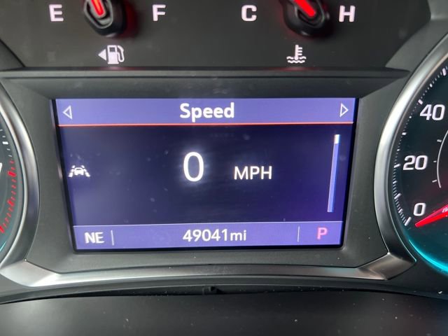 Used 2022 Chevrolet Traverse LT image 25