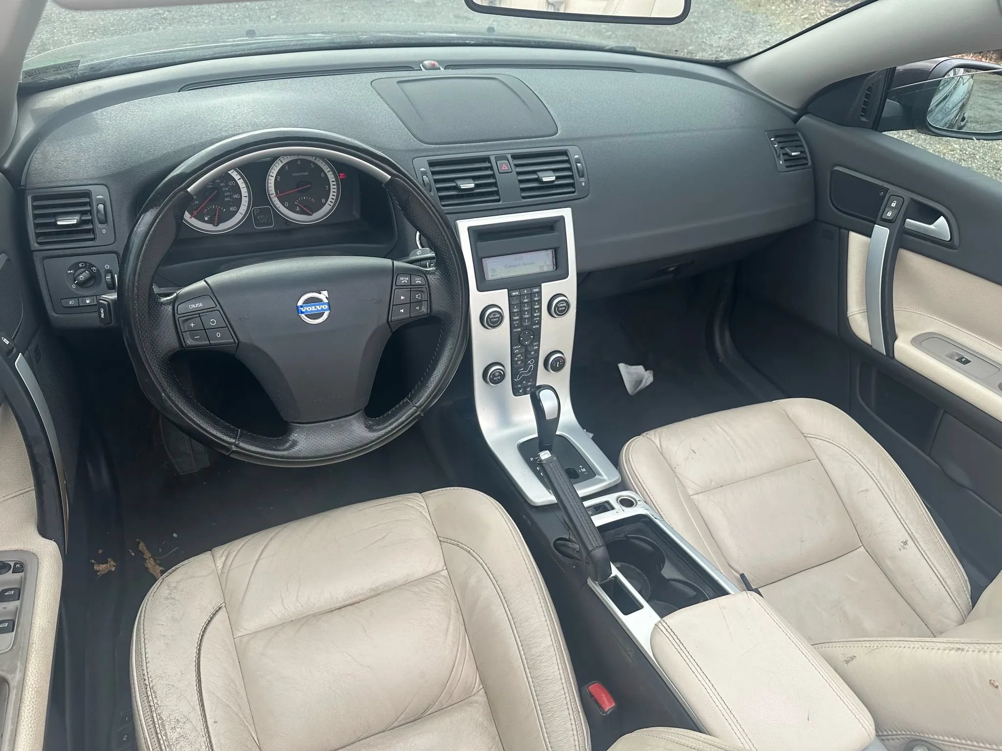 Used 2011 Volvo C70 T5 FWD image 8
