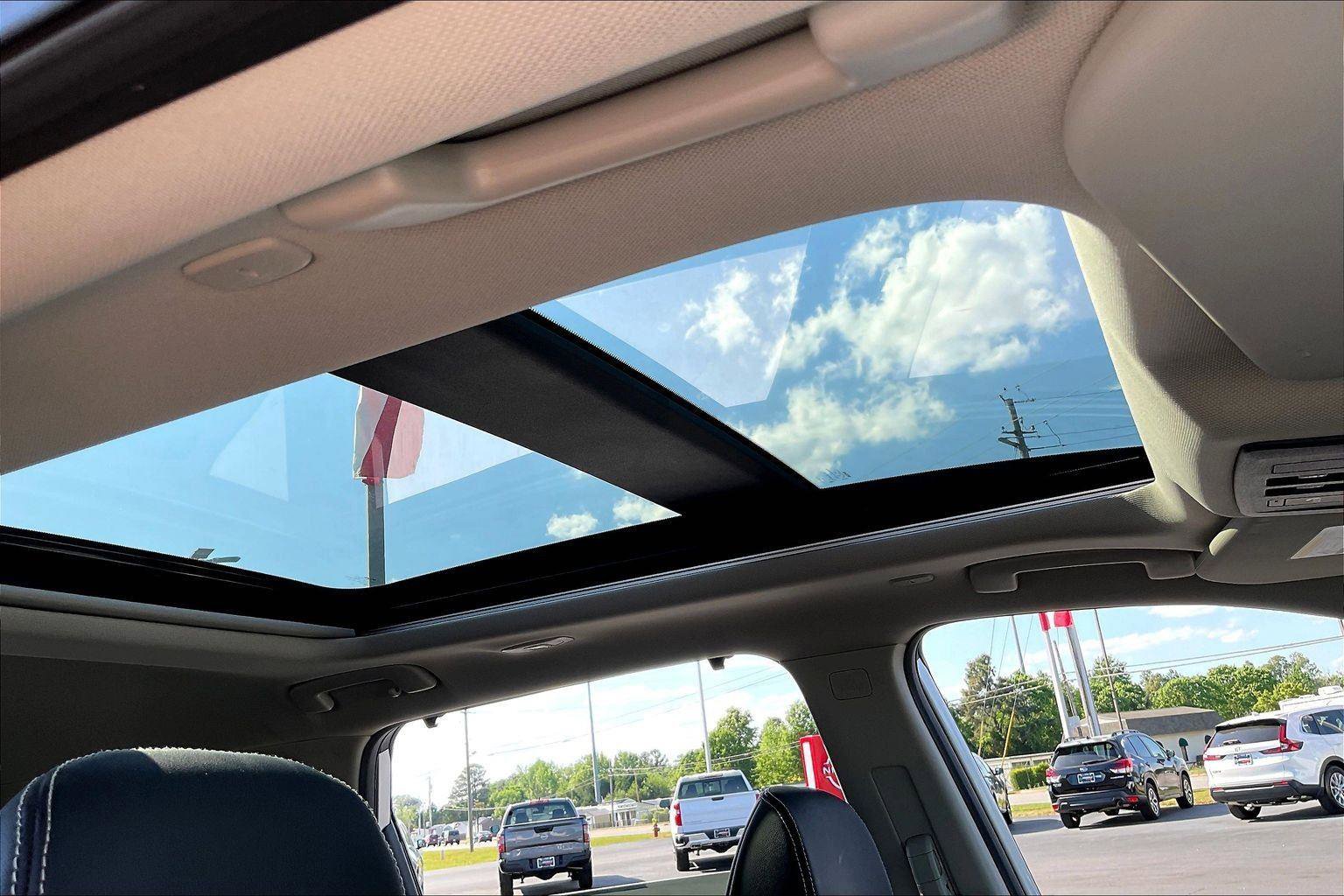 Certified 2023 Nissan Rogue SL w/ SL Premium Package image 23