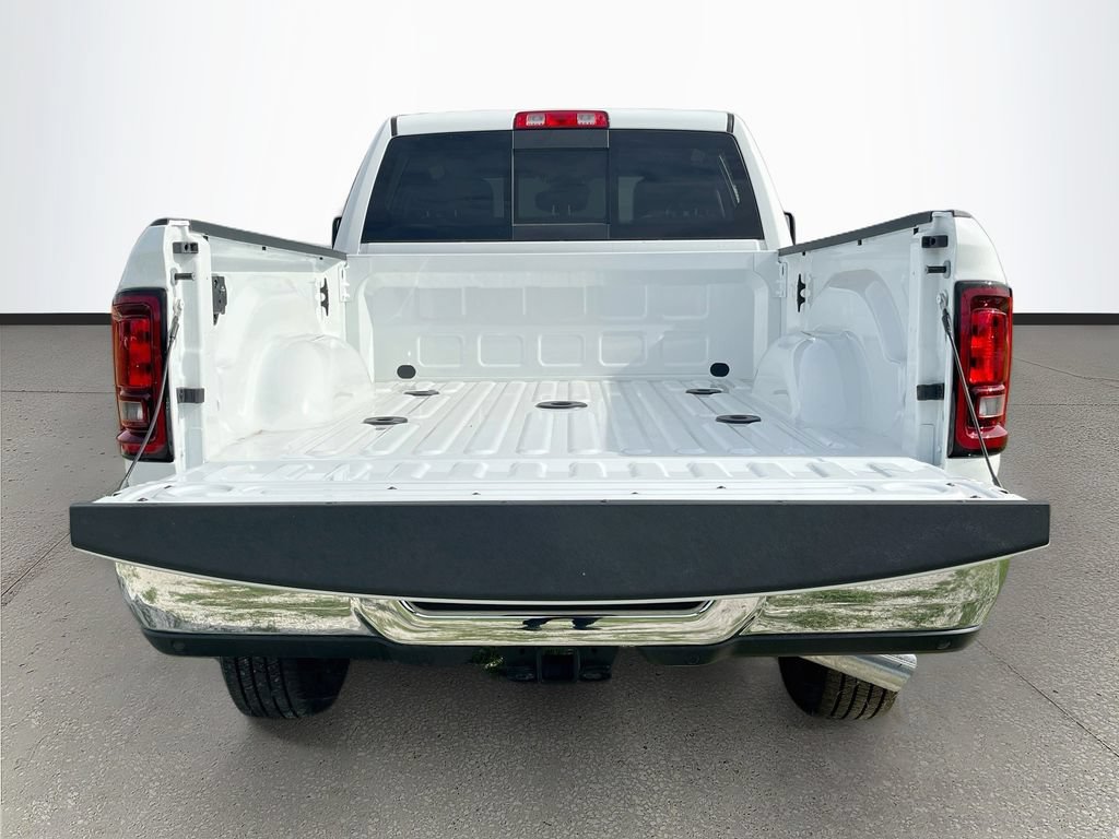 New 2026 RAM 2500 Tradesman AWD/4WD image 24