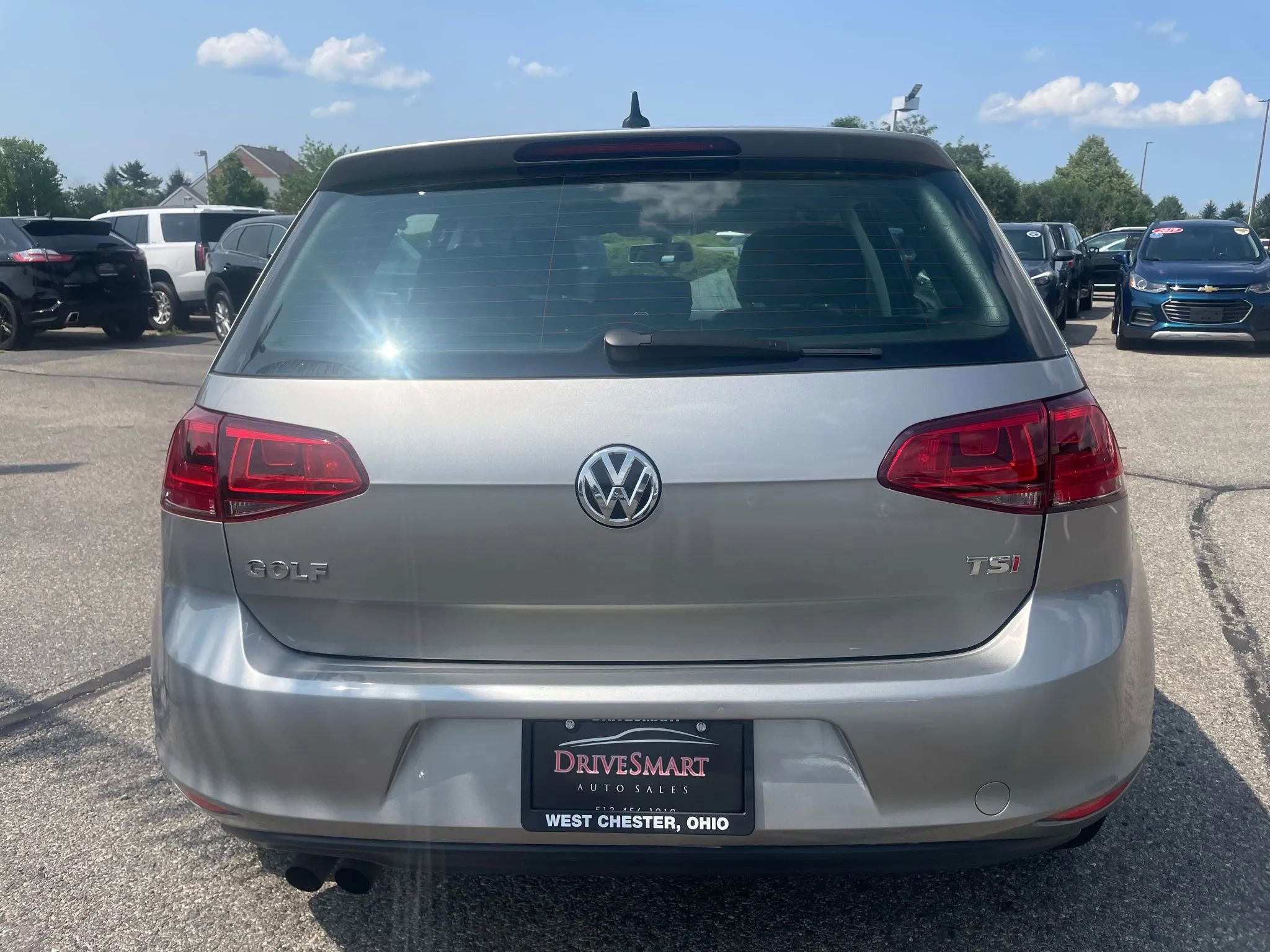 Used 2017 Volkswagen Golf Wolfsburg Edition image 10