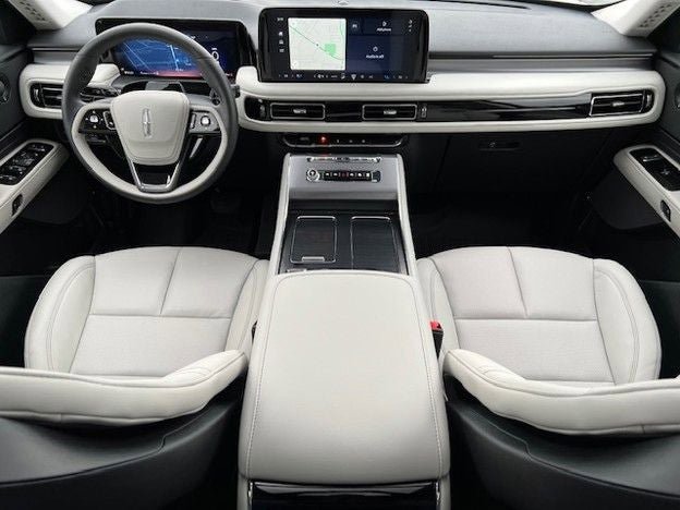 New 2026 Lincoln Aviator AWD image 24