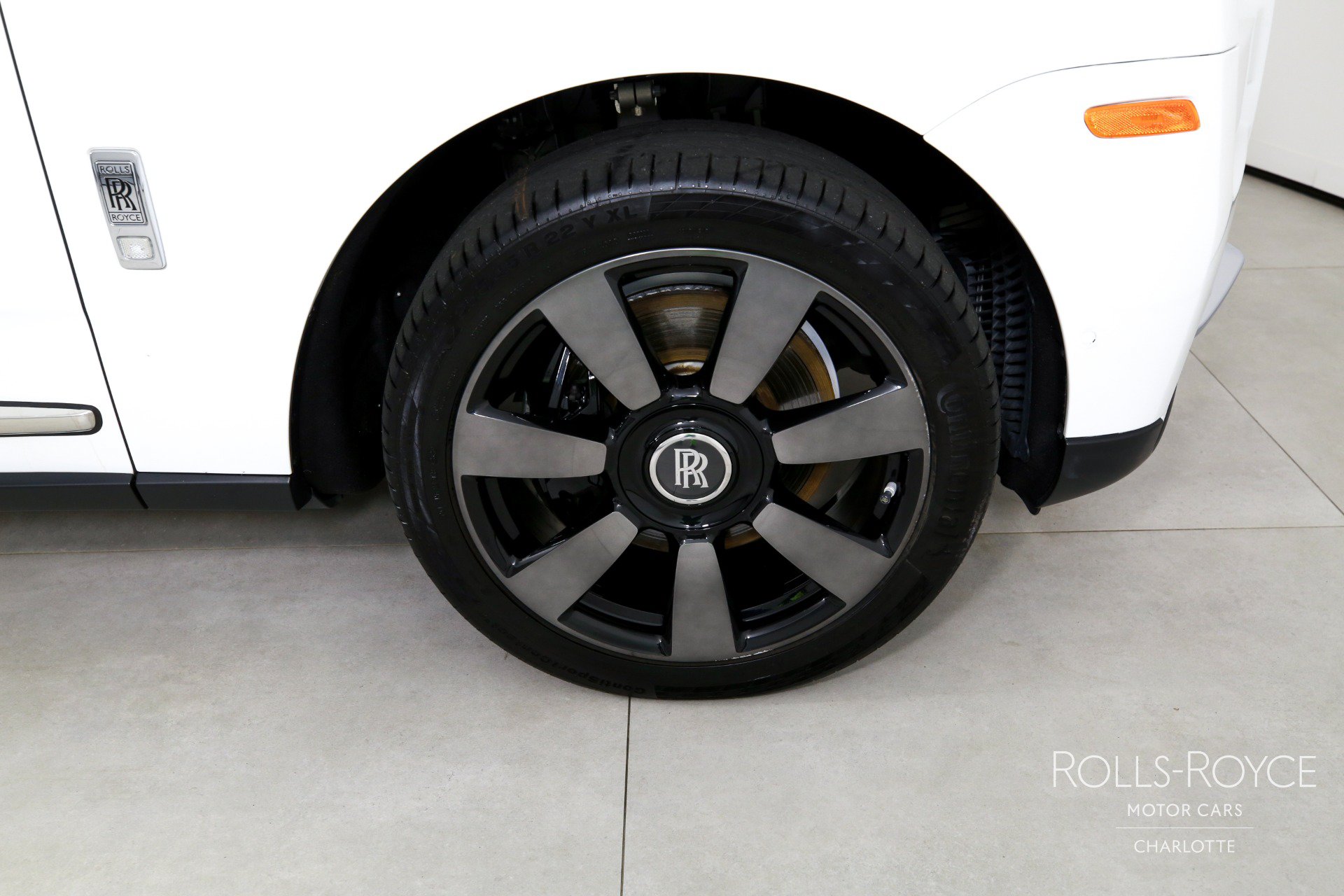 Certified 2024 Rolls-Royce Cullinan AWD/4WD image 39