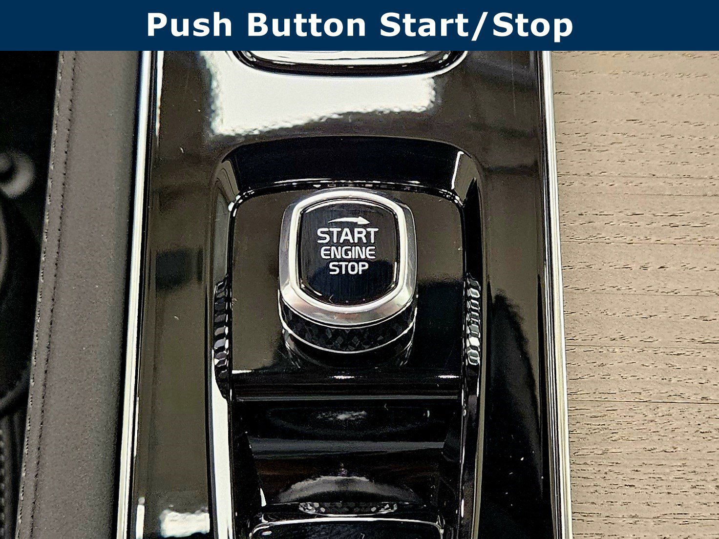 New 2026 Volvo XC90 B6 Plus w/ Protection Package Premier image 35