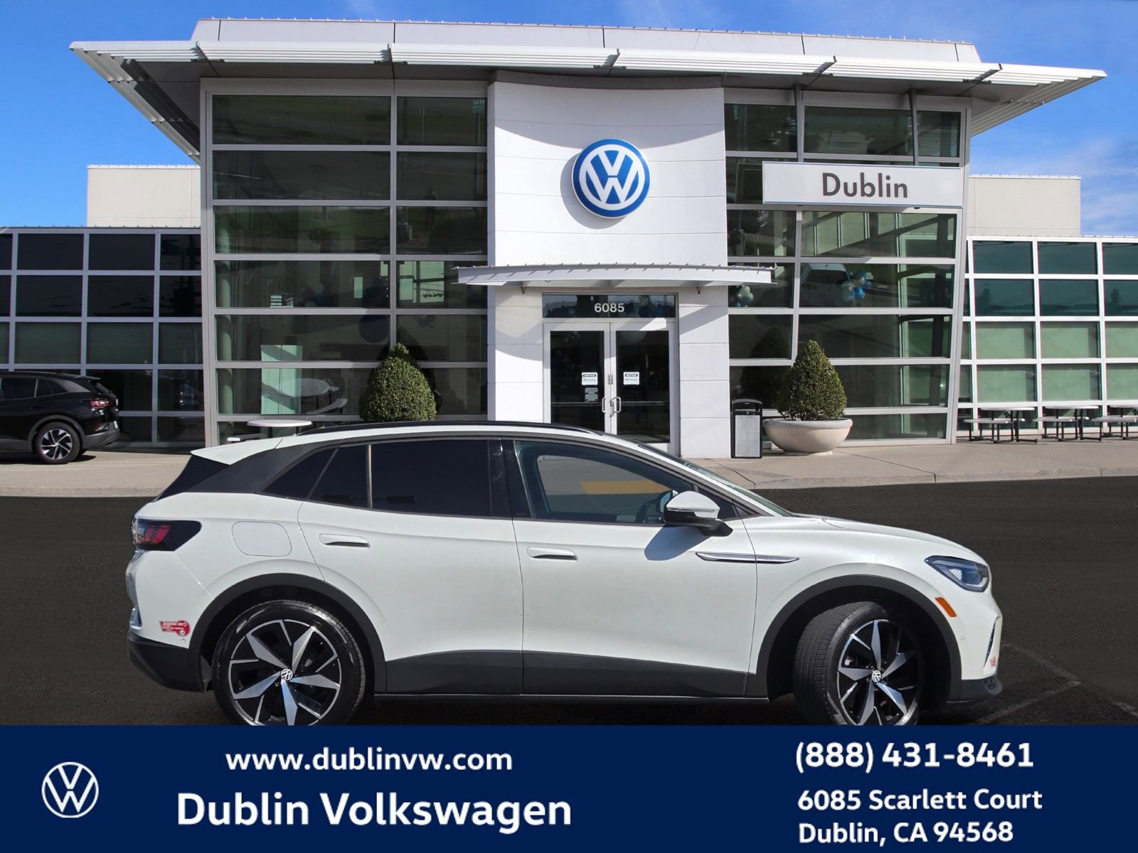 Used 2023 Volkswagen ID.4 Pro S image 3