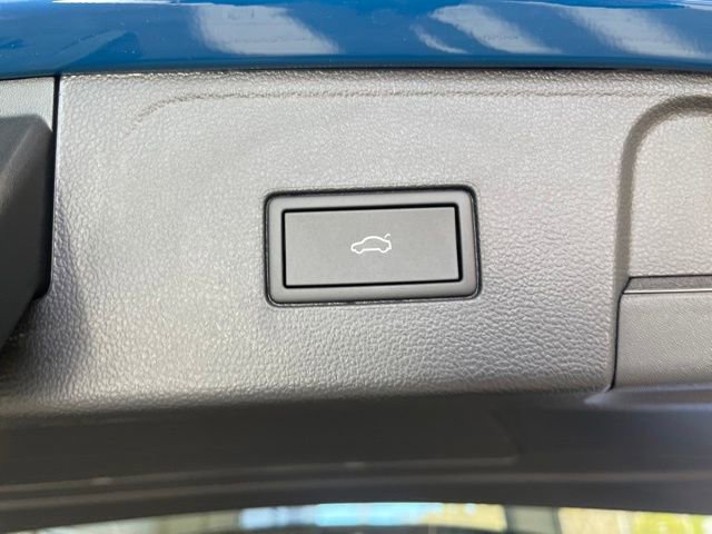 New 2025 Volkswagen Atlas SE image 21