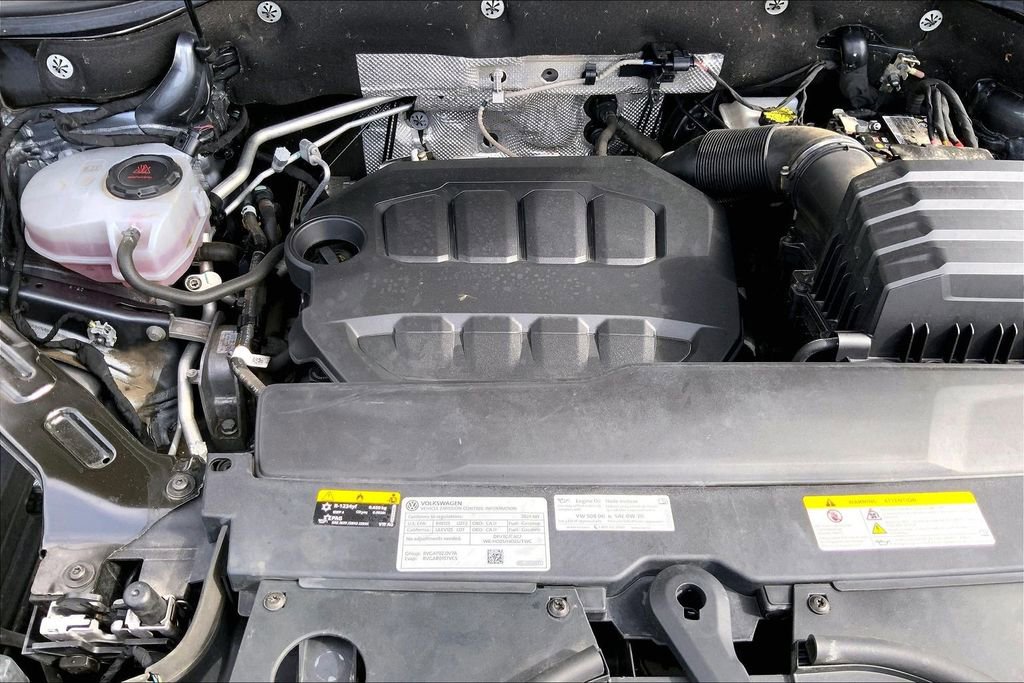 Used 2024 Volkswagen Atlas SEL AWD/4WD image 32