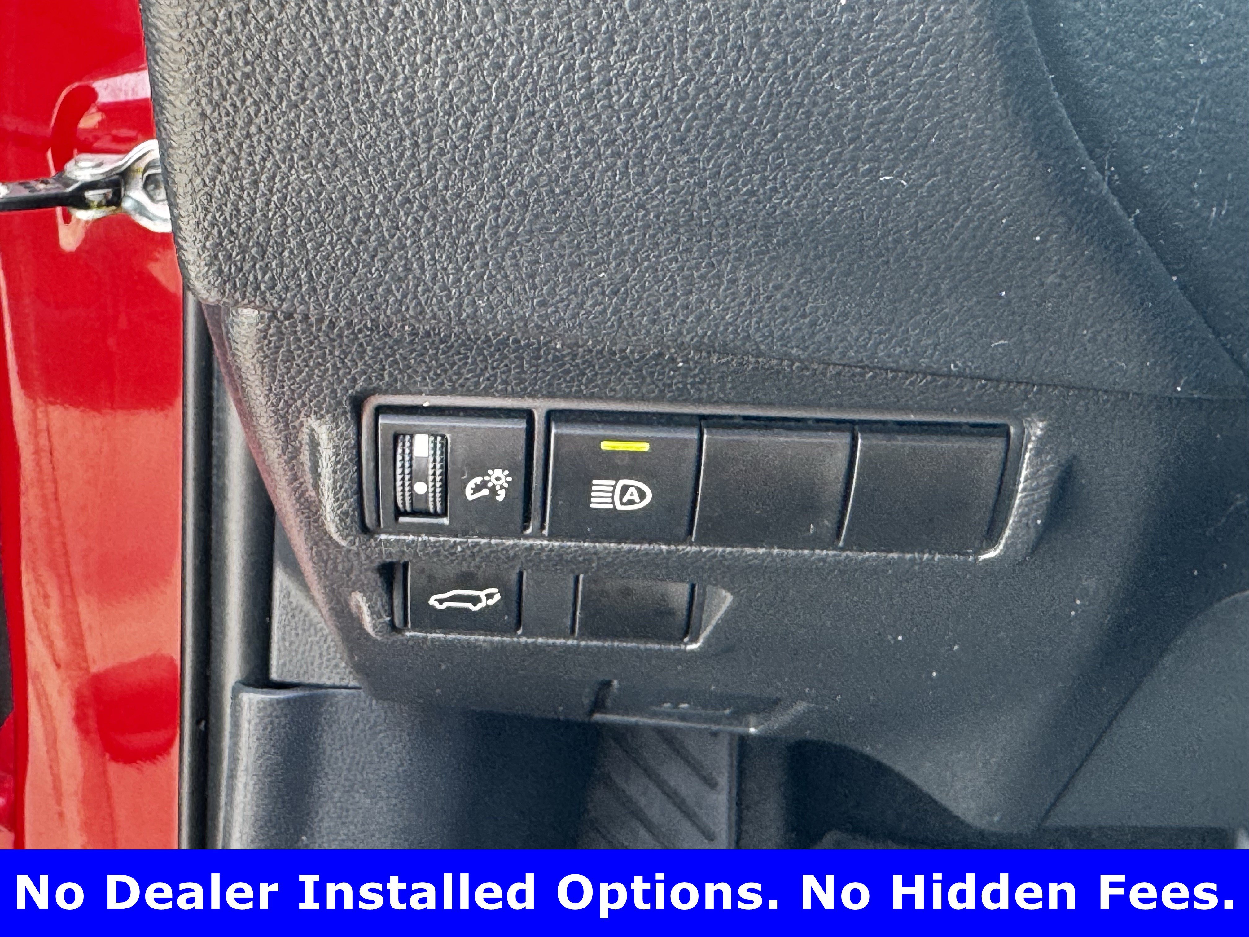 Used 2023 Toyota Corolla Cross XLE w/ Convenience Package AWD/4WD image 25