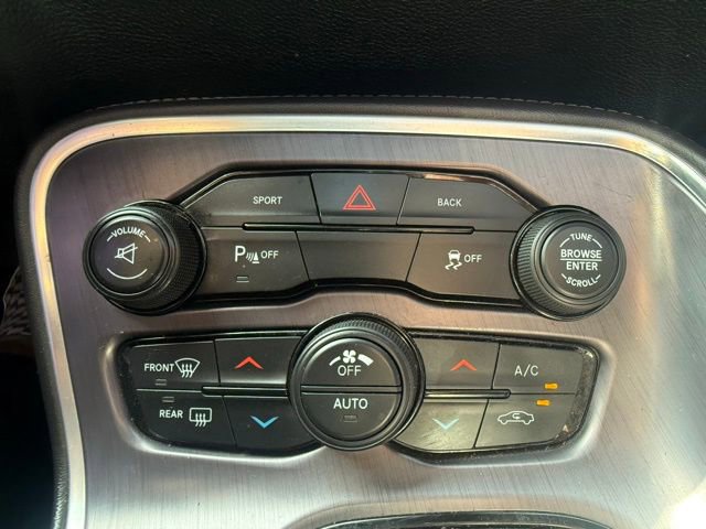 Used 2016 Dodge Challenger R/T w/ Driver Convenience Group image 22