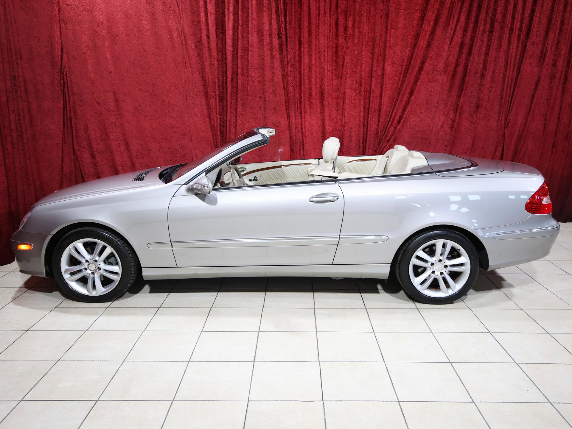 Used 2008 Mercedes-Benz CLK 350 Cabriolet image 5