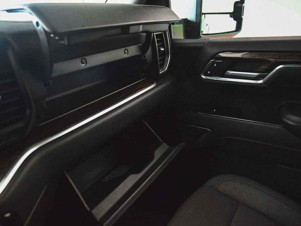 Used 2024 GMC Sierra 1500 Elevation image 16