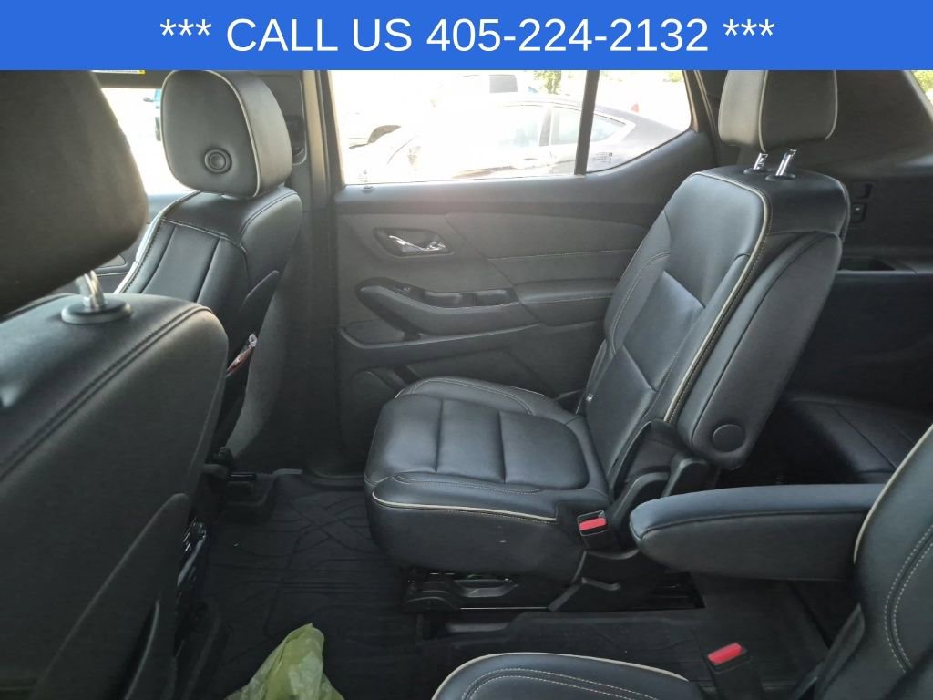 Used 2023 Chevrolet Traverse Premier w/ Redline Edition FWD image 23
