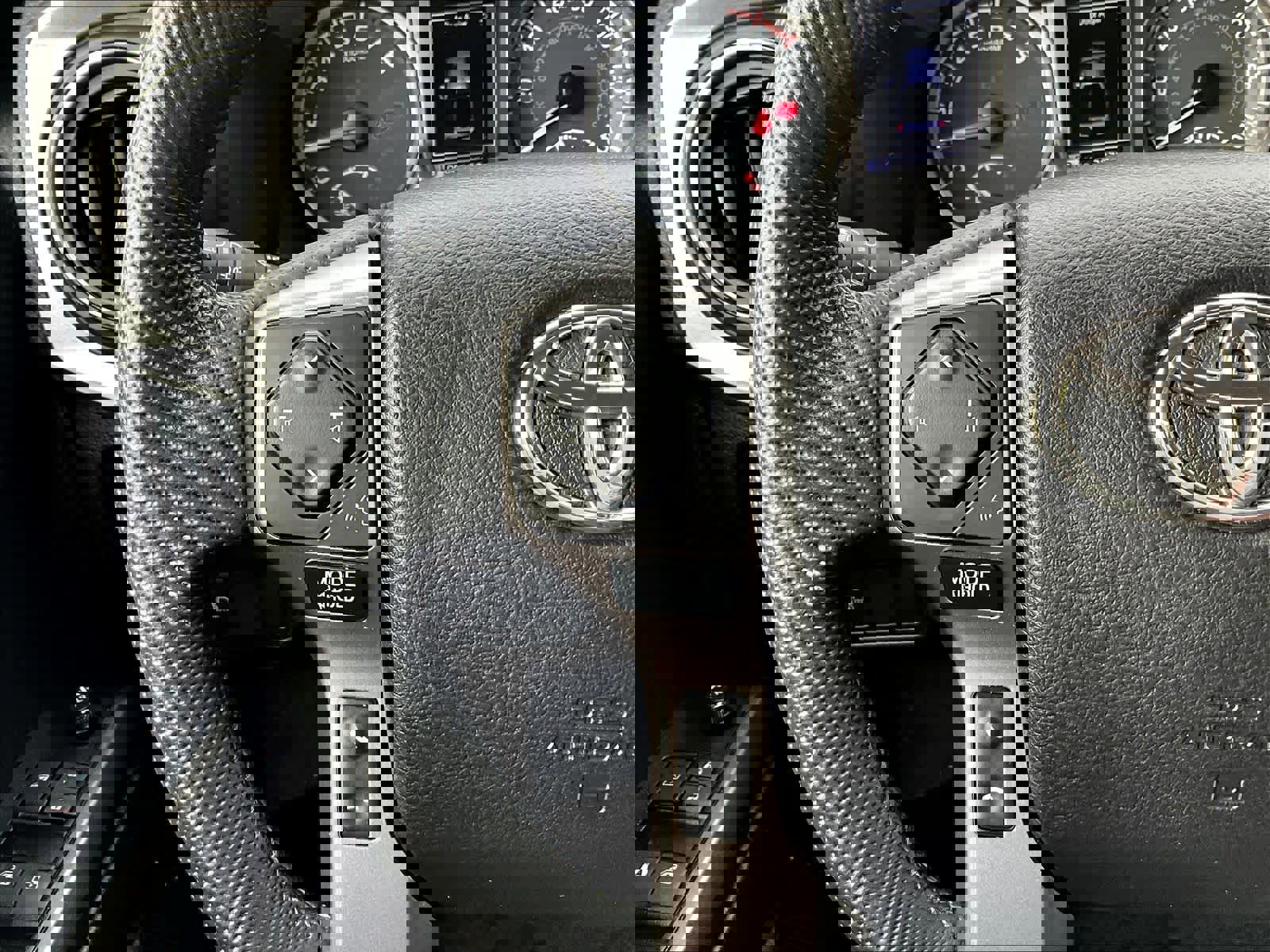 Used 2022 Toyota Tacoma SR5 image 23