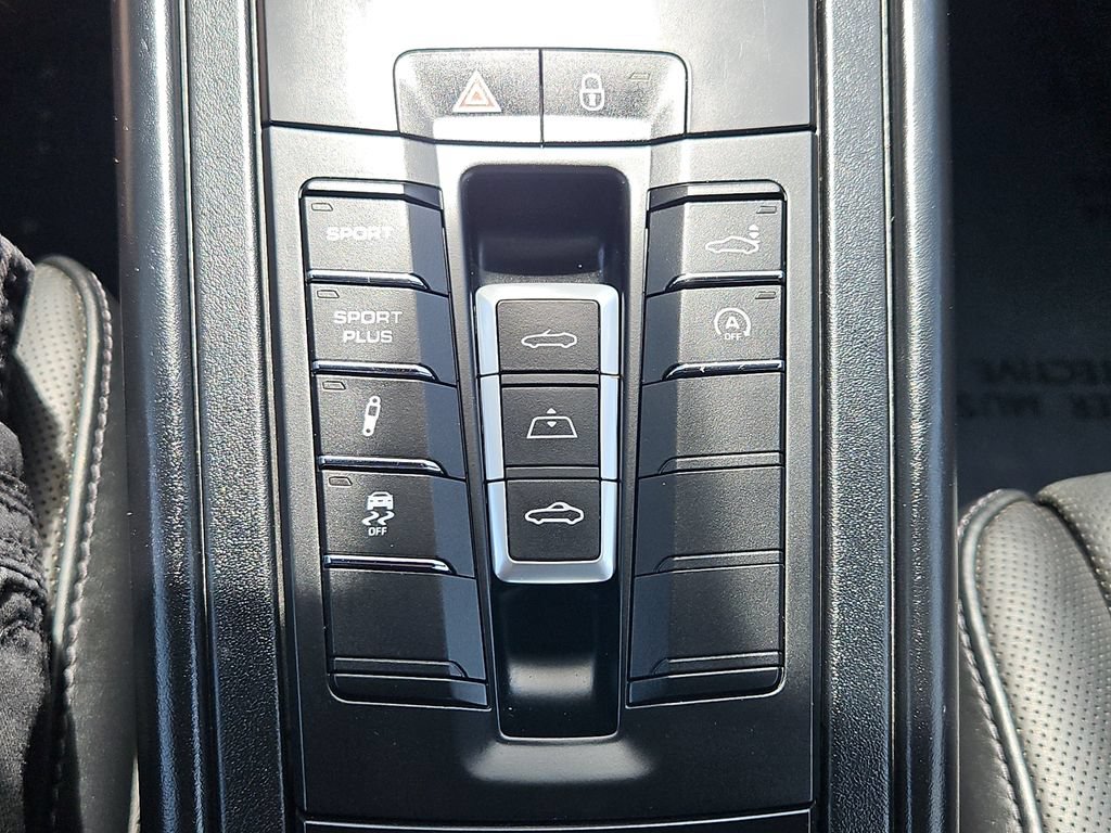 Used 2015 Porsche 911 Carrera S RWD image 18