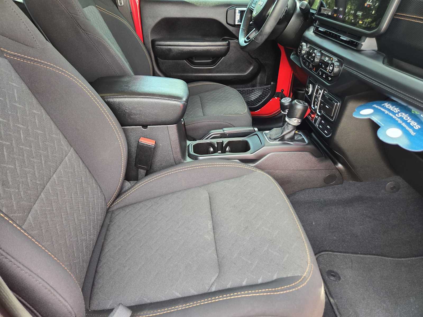 Used 2024 Jeep Gladiator Mojave w/ Safety Group AWD/4WD image 15