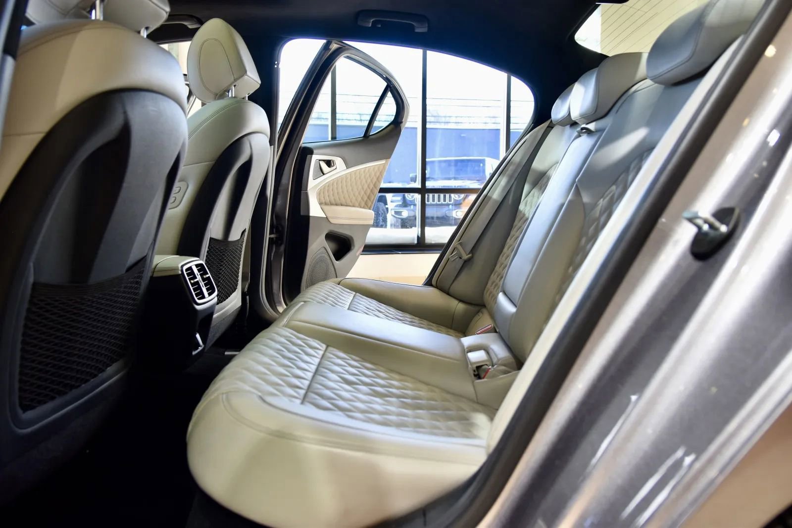 Used 2023 Genesis G70 3.3T Sport Prestige w/ Sport Prestige Package image 21