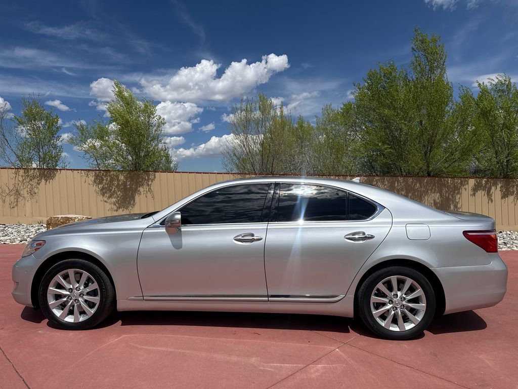 Used 2010 Lexus LS 460 AWD image 4
