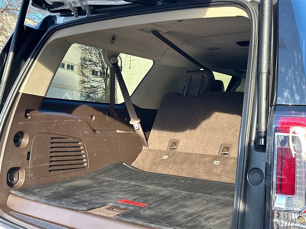 Used 2019 GMC Yukon XL Denali w/ Denali Ultimate Package image 8