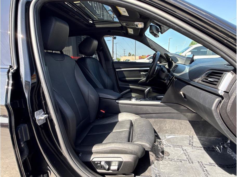 Used 2018 BMW 340i Sedan RWD image 28