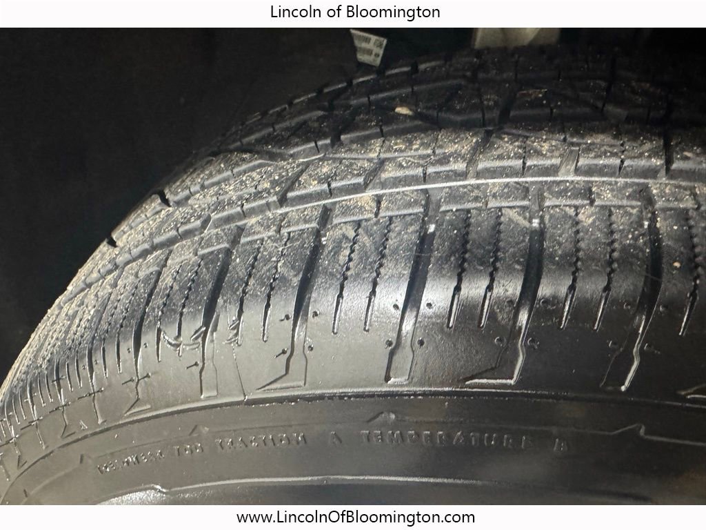 Used 2021 Jeep Grand Cherokee Limited w/ Trailer Tow Group IV image 14