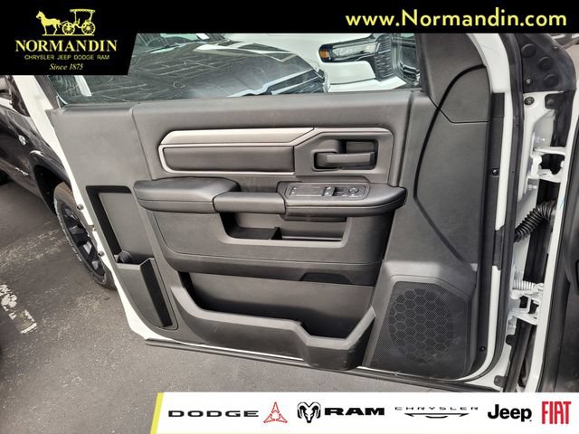 New 2025 RAM 4500 Tradesman AWD/4WD image 9