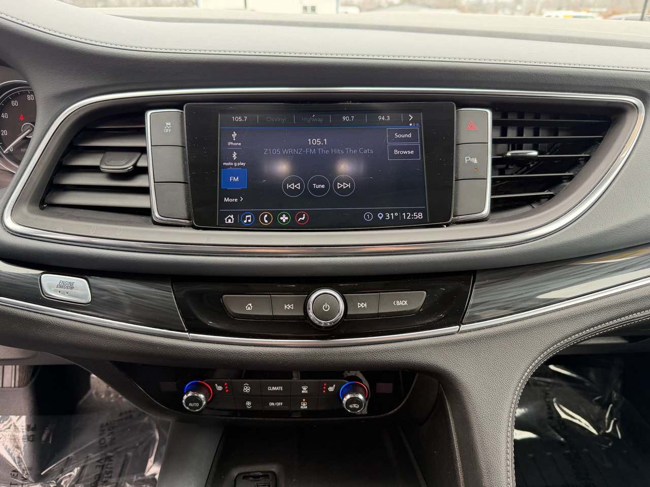 Used 2020 Buick Enclave Essence image 31