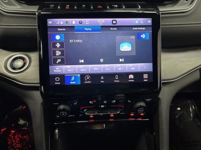 Used 2023 Jeep Grand Cherokee L Overland image 9