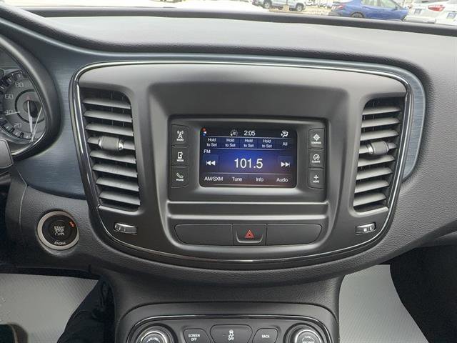 Used 2015 Chrysler 200 S image 15