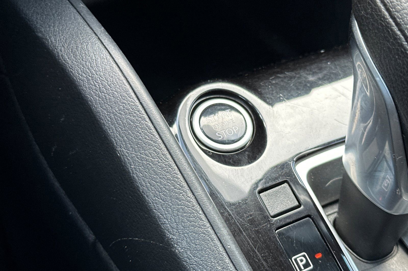 Used 2021 Nissan Kicks S image 23