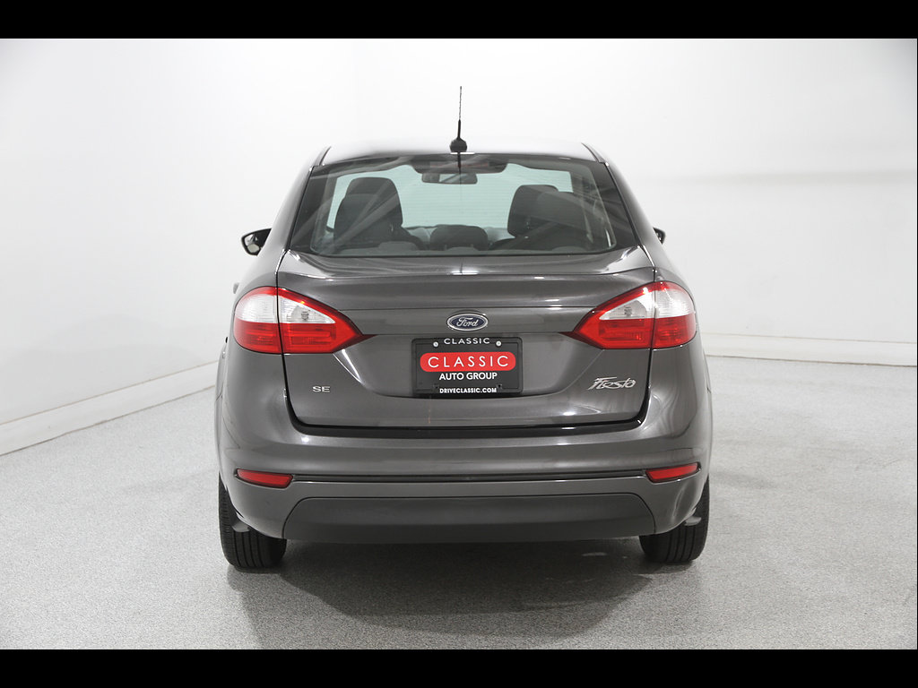 Used 2015 Ford Fiesta SE FWD image 16