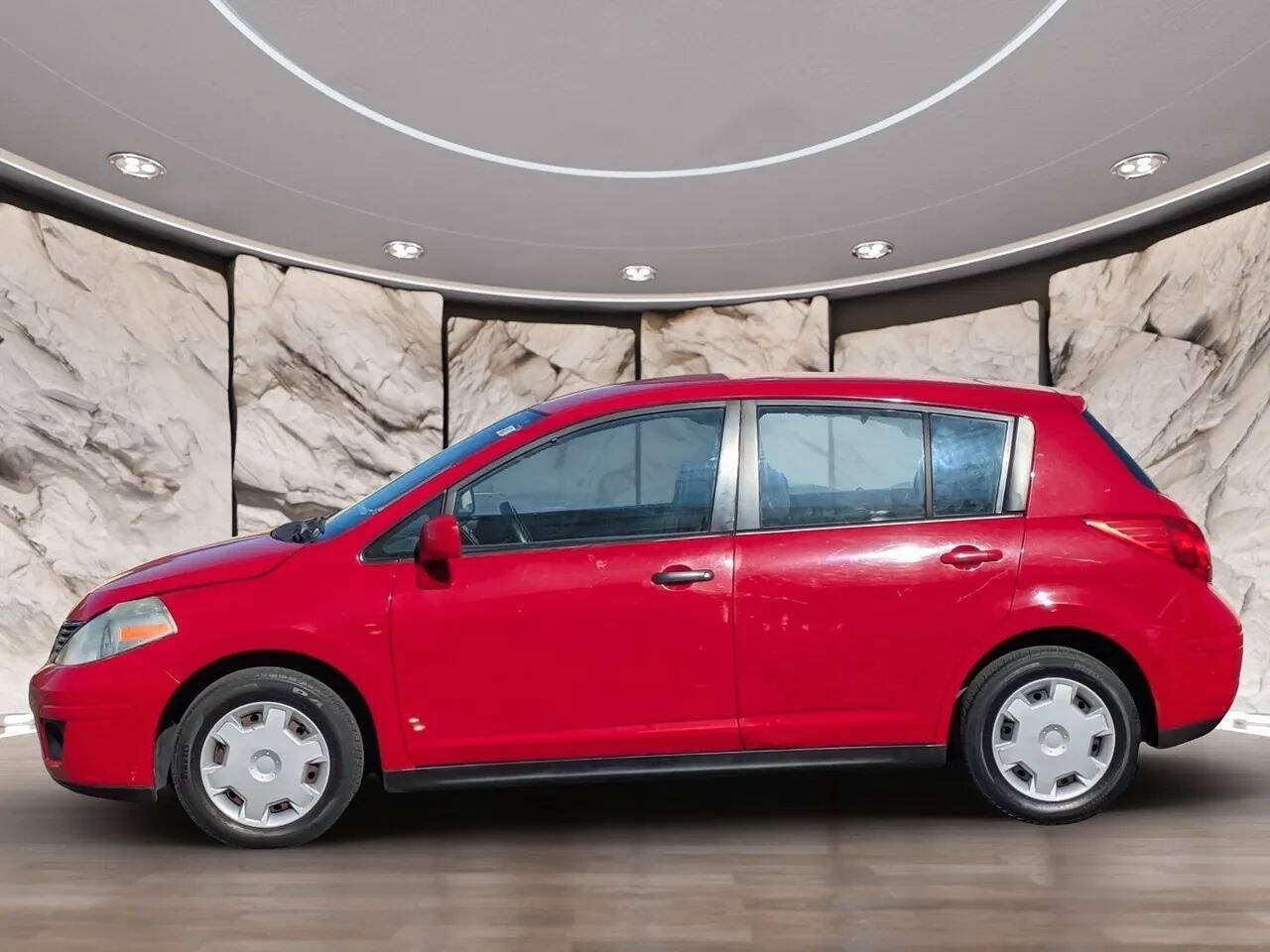 Used 2008 Nissan Versa 1.8 S FWD image 3