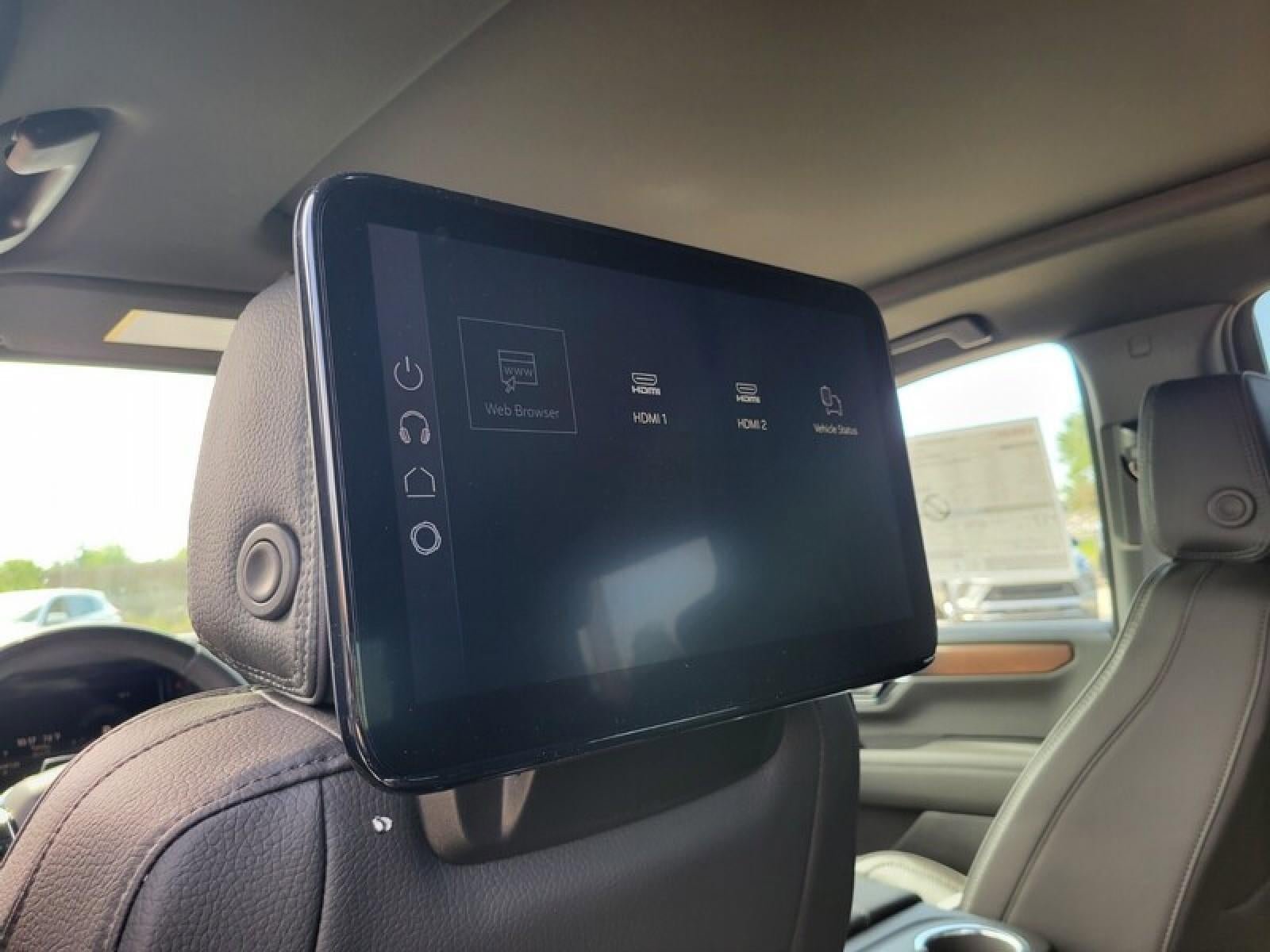 New 2026 GMC Yukon Denali w/ Denali Reserve Package RWD image 32
