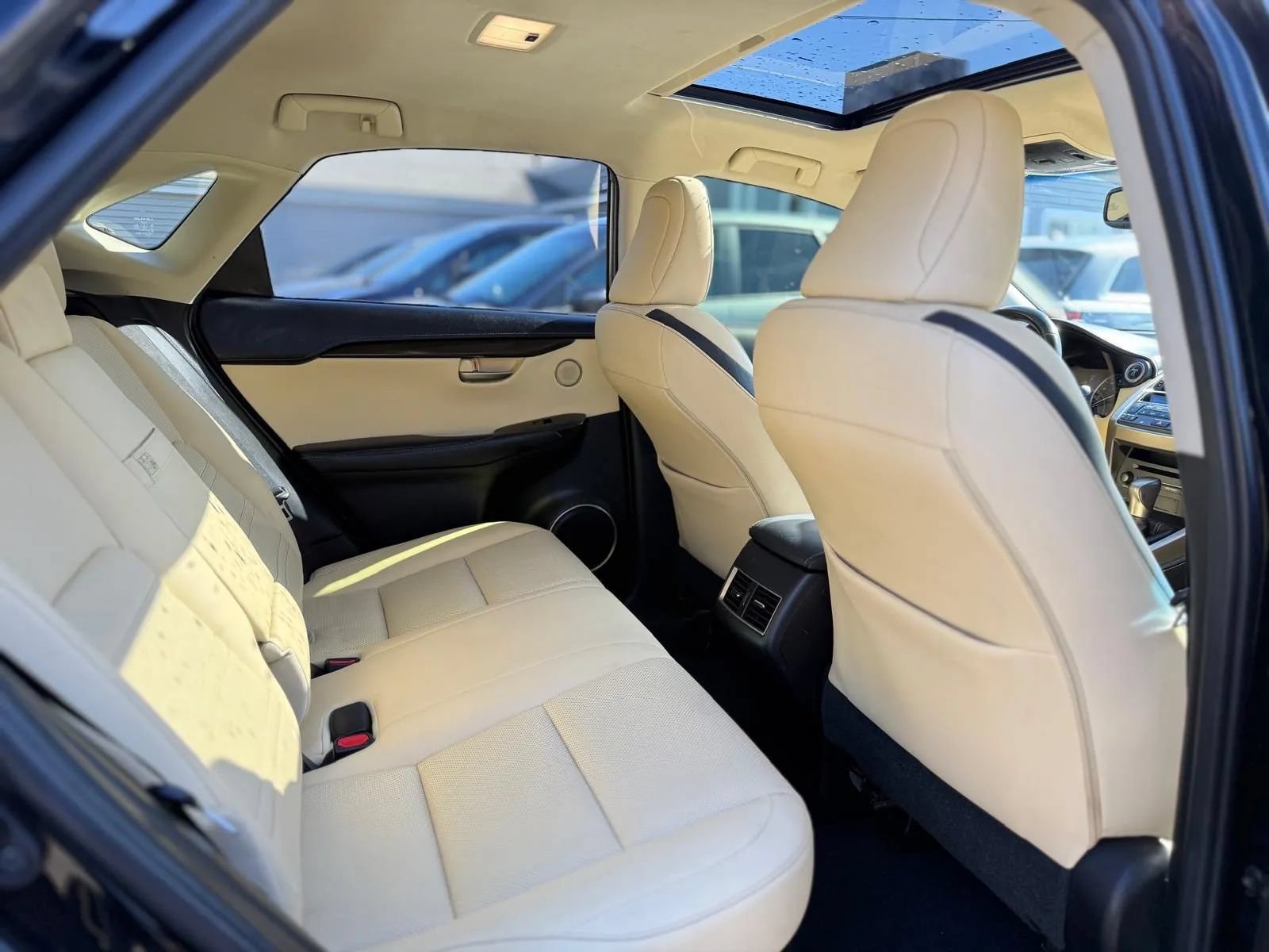 Used 2016 Lexus NX 300h AWD w/ Premium Package image 9