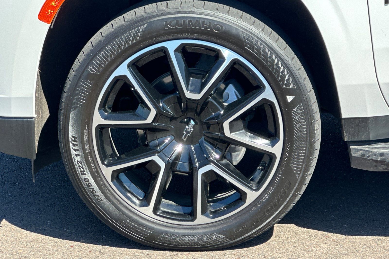 Used 2022 Chevrolet Tahoe RST w/ Luxury Package AWD/4WD image 24