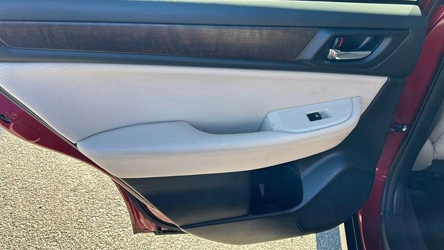 Used 2017 Subaru Outback 2.5i Limited image 14