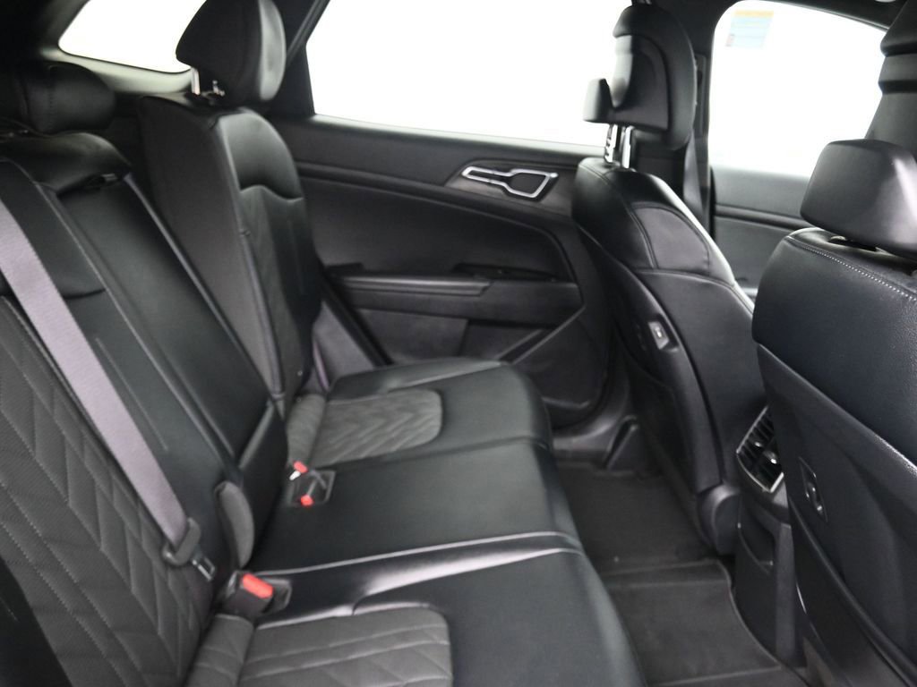 Certified 2025 Kia Sportage X-Line Prestige image 12