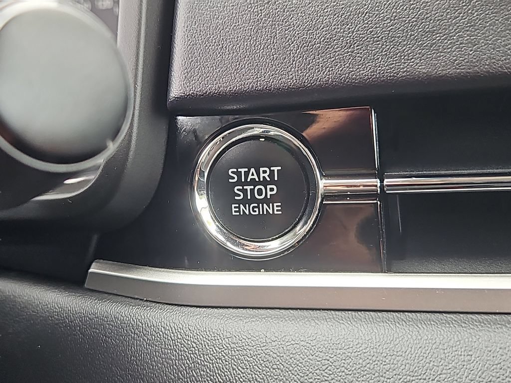 Used 2022 Mitsubishi Outlander ES AWD/4WD image 12