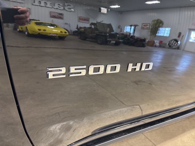 New 2026 Chevrolet Silverado 2500 ZR2 AWD/4WD image 13