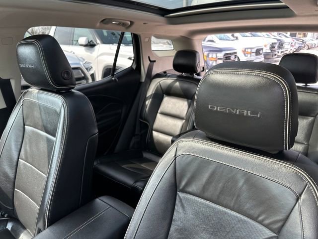 Used 2020 GMC Terrain Denali w/ Denali Premium Package AWD/4WD image 39