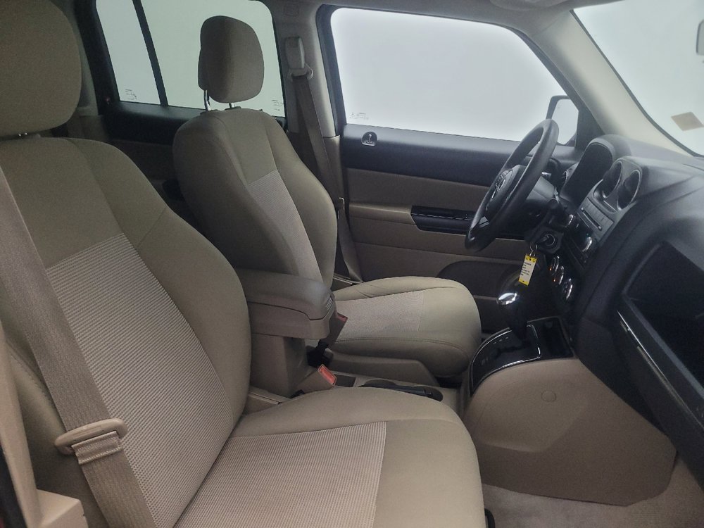 Used 2014 Jeep Patriot Sport w/ Power Value Group FWD image 21