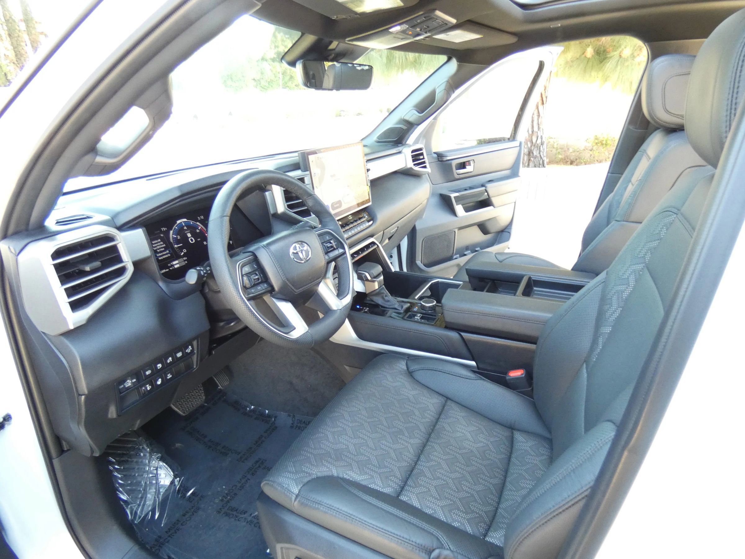 Used 2025 Toyota Tundra Limited image 61
