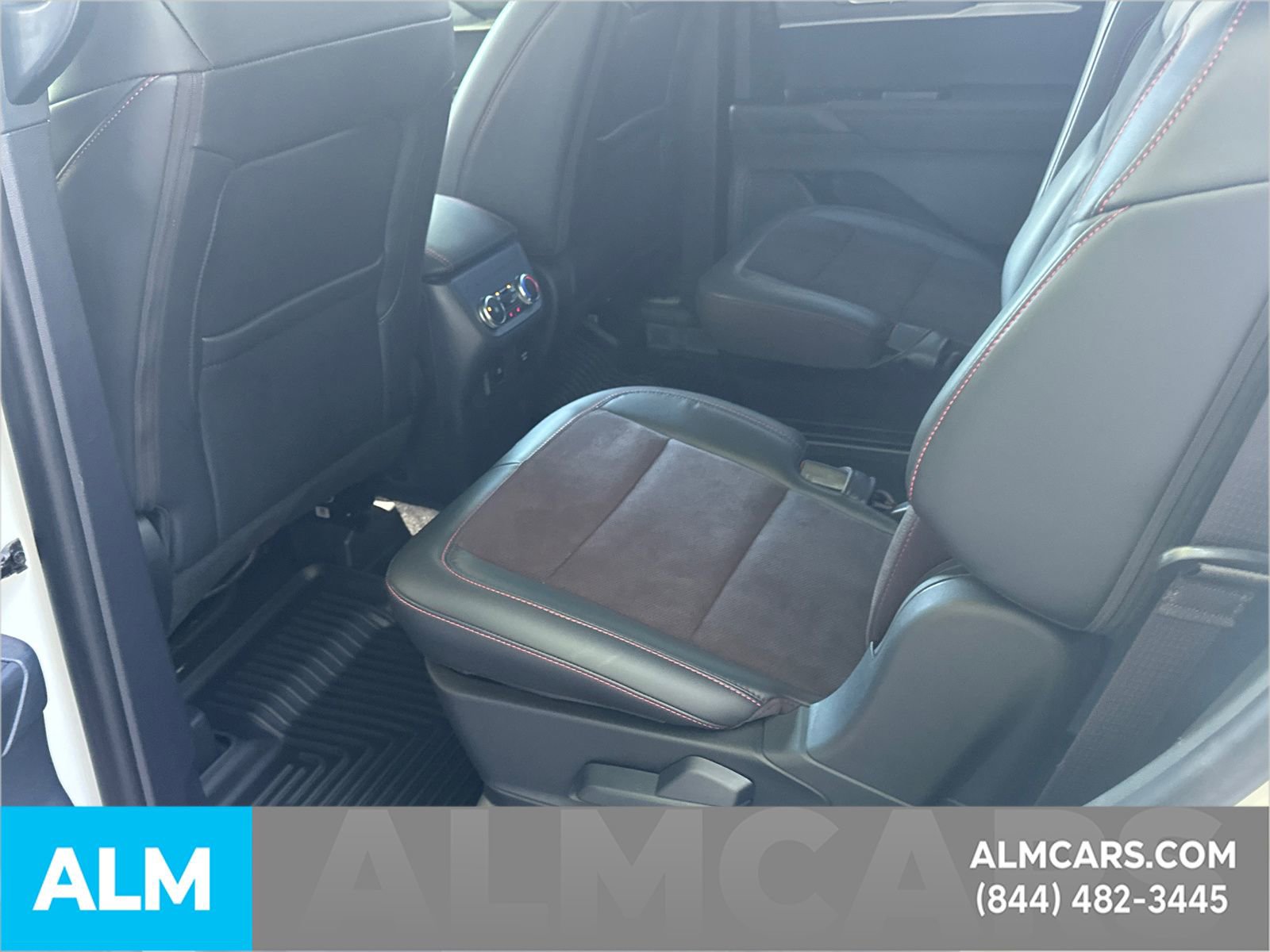 Certified 2025 Ford Explorer ST AWD/4WD image 12