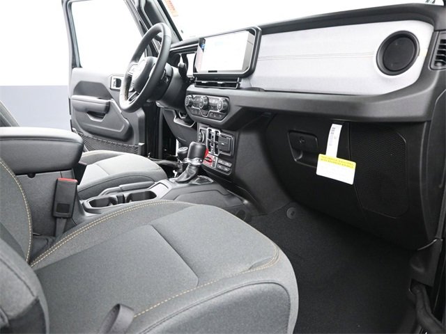 New 2024 Jeep Gladiator Sport image 20