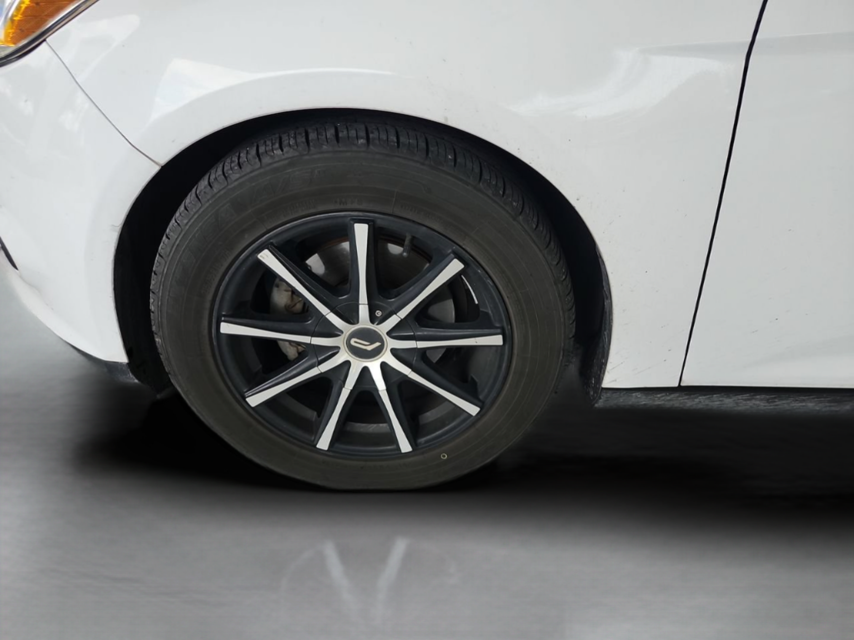 Used 2014 Ford Focus SE FWD image 28