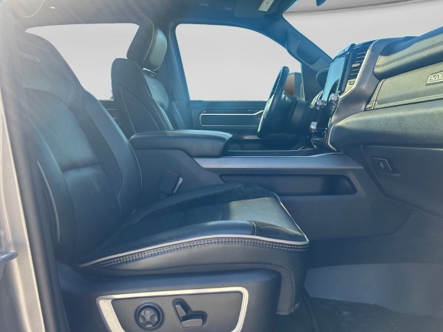 Used 2021 RAM 1500 Laramie AWD/4WD image 14