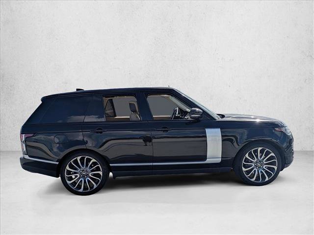 Used 2022 Land Rover Range Rover Westminster Edition image 4