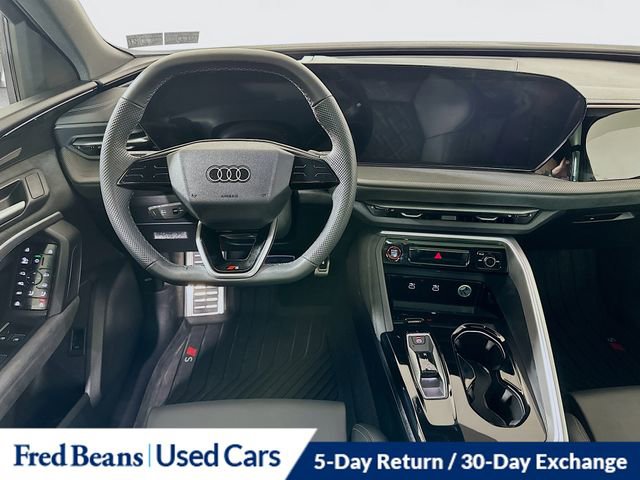 Used 2025 Audi SQ5 Premium Plus w/ Premium Plus Package image 24