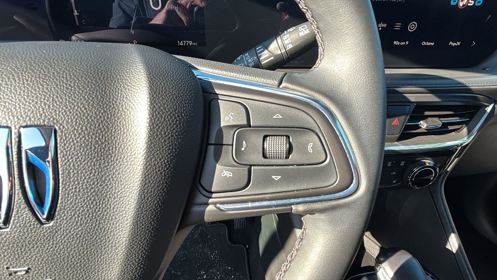 Used 2024 Buick Encore GX Sport Touring w/ Experience Buick Package image 16