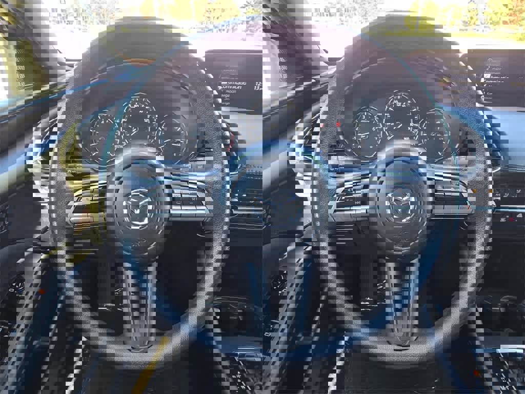 Used 2021 MAZDA MAZDA3 s image 21